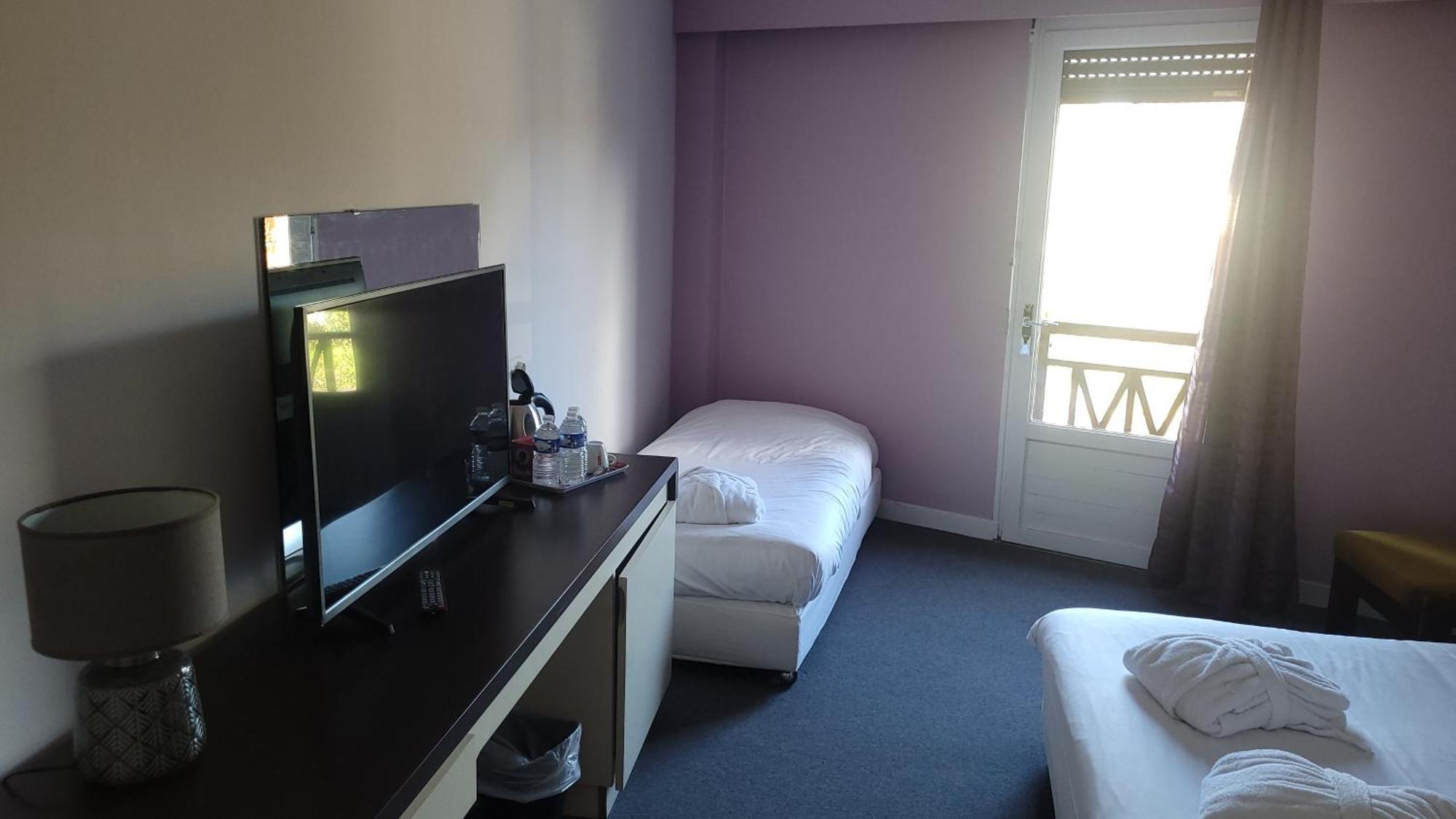 La Truffiere Hotel Puy-l'Eveque ภายนอก รูปภาพ