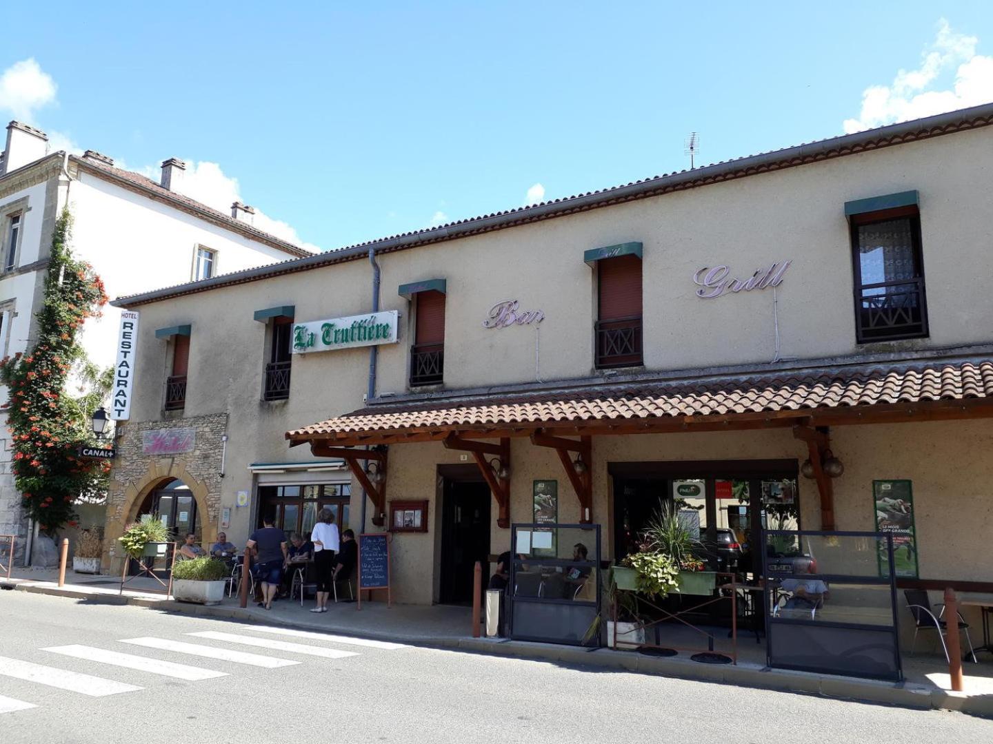 La Truffiere Hotel Puy-l'Eveque ภายนอก รูปภาพ