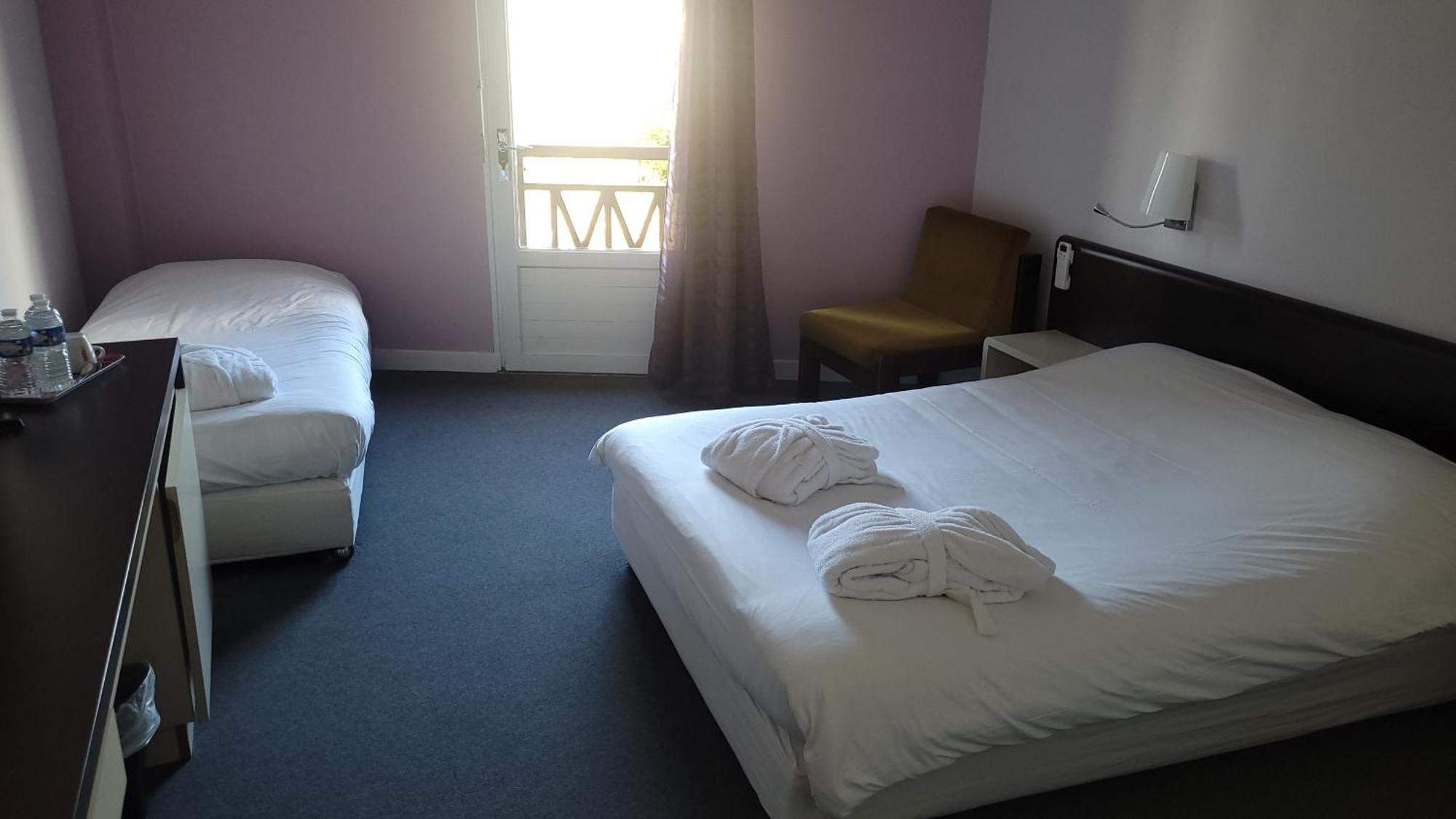 La Truffiere Hotel Puy-l'Eveque ภายนอก รูปภาพ