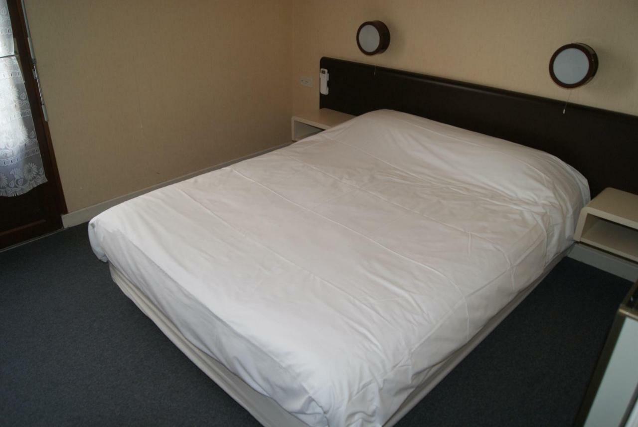 La Truffiere Hotel Puy-l'Eveque ภายนอก รูปภาพ