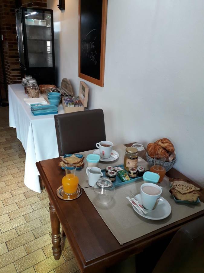 La Truffiere Hotel Puy-l'Eveque ภายนอก รูปภาพ